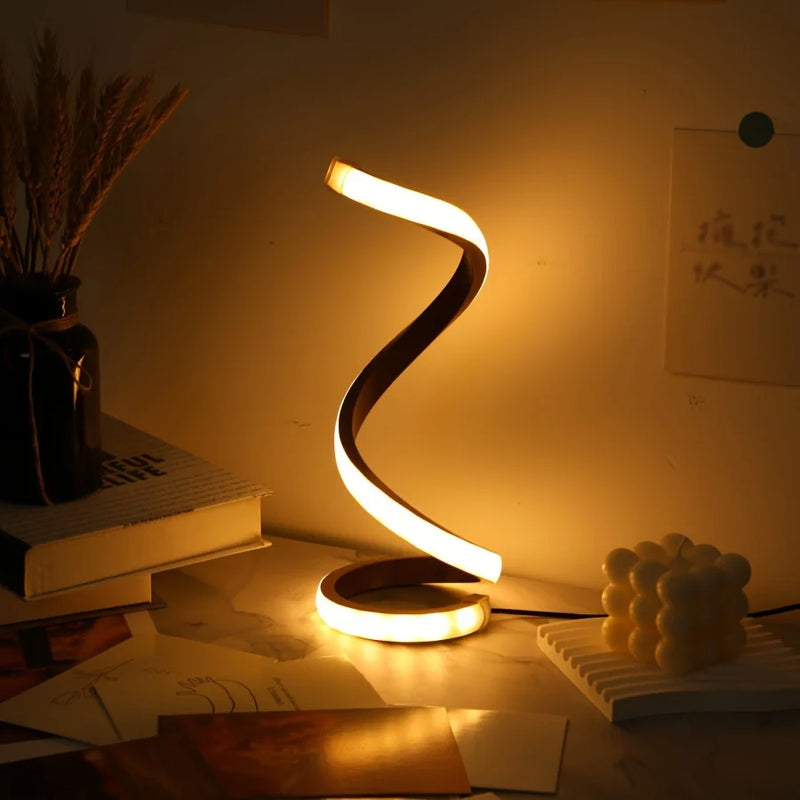 Luminária de Mesa LED Moderna com USB – Design Espiral, Brilho Ajustável e Luz Branca Quente para Quarto e Sala